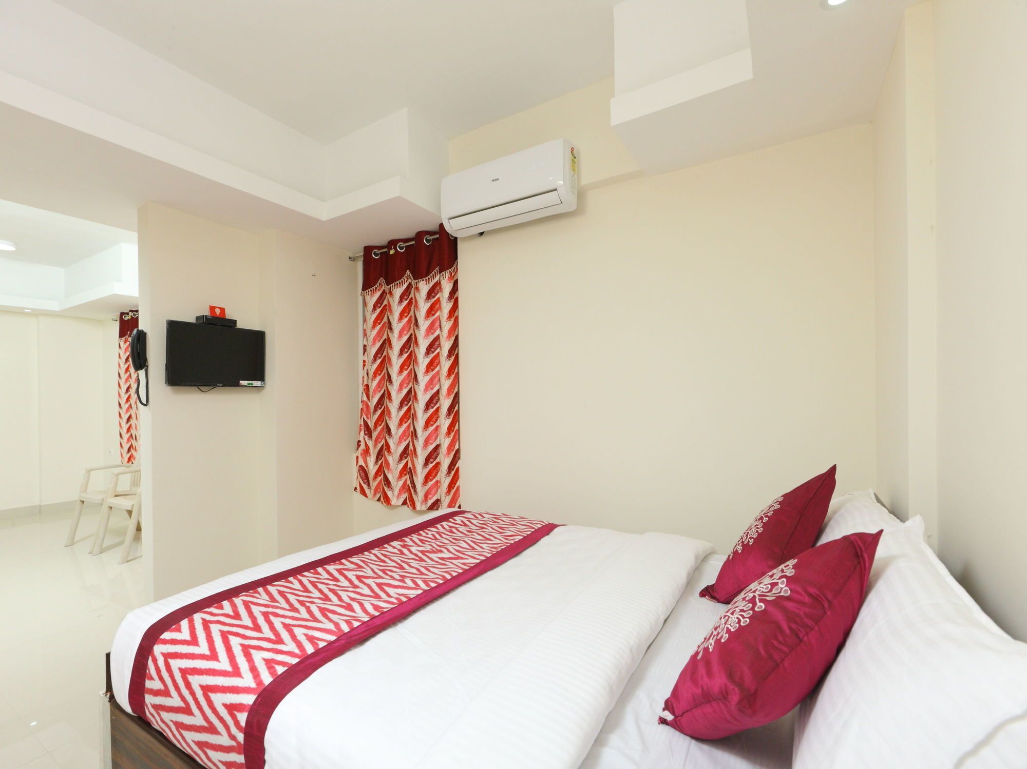 Oyo 11342 Phoenix Inn Chennai Exterior photo