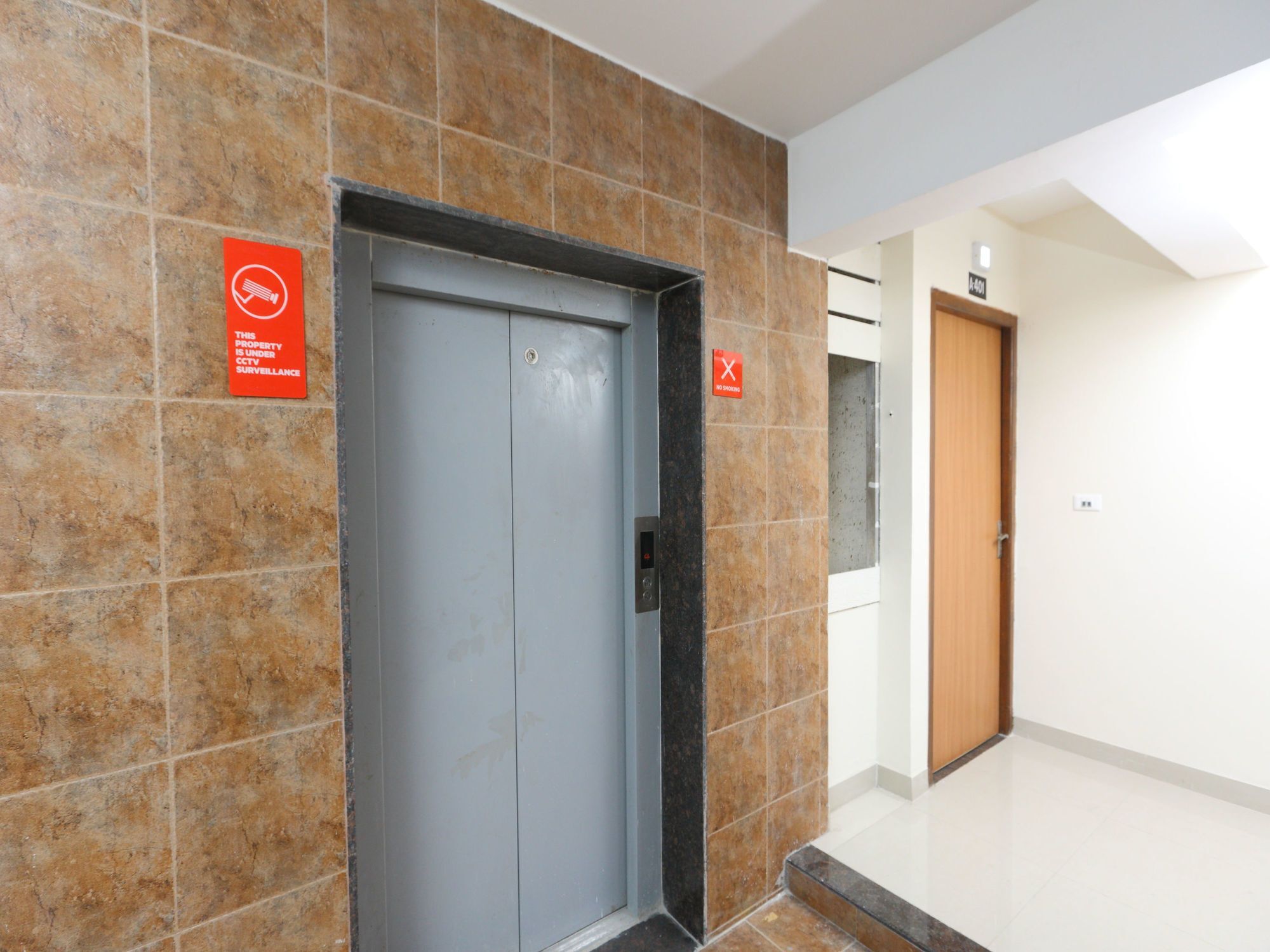 Oyo 11342 Phoenix Inn Chennai Exterior photo